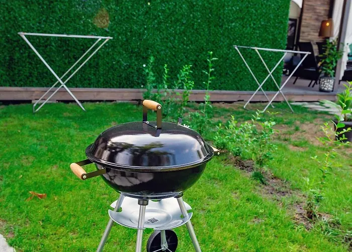 каравани Avi Iris фичоза Kemp Varna