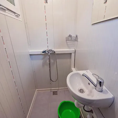 каравани Avi Iris фичоза * Warna