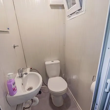 каравани Avi Iris фичоза * Warna