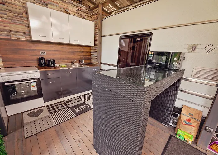 Camping каравани Avi Iris фичоза Varna