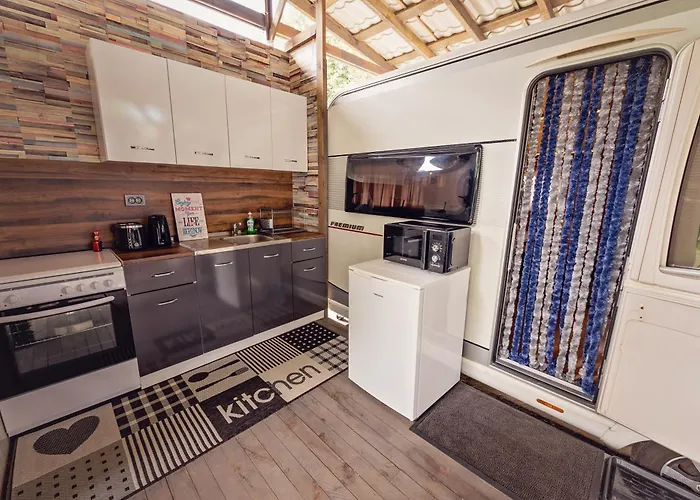 Camping каравани Avi Iris фичоза Varna